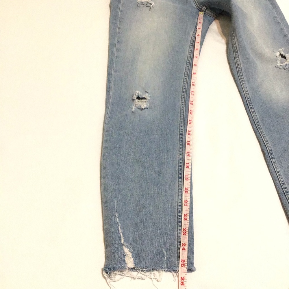 Zara Distressed Jeans - Picture 5 of 8